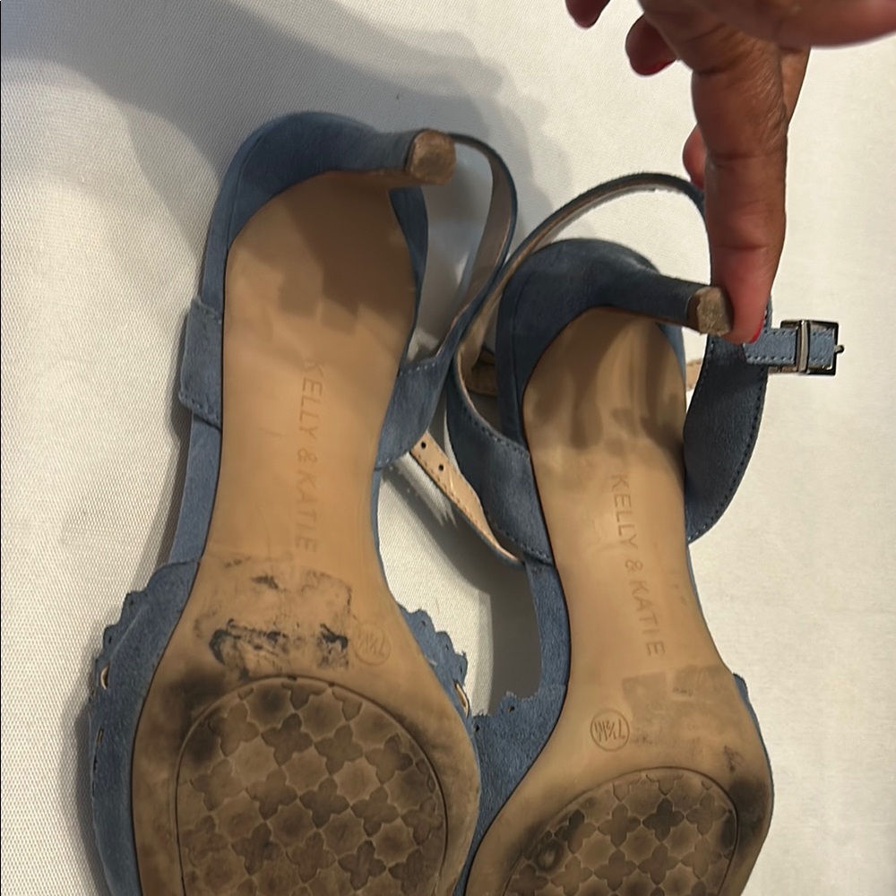 Kelly & Katie Blue Pointed Toe Scalloped Ankle Strap Heels - Picture 3 of 5